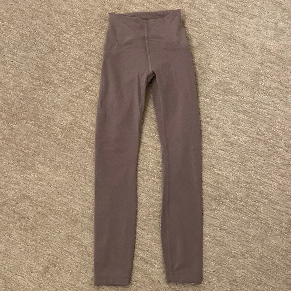 Lululemon power thru high rise tight- 25” inseam